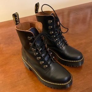 Dr. Martens Leona Boots